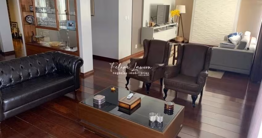 Apartamento amplo com 4 dormitórios em região central