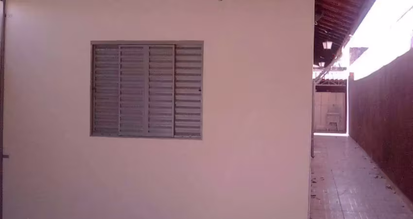 Casa com 2 dormitórios para alugar, 70 m² por r$ 1.610,00/mês - jardim imperial - jaguariúna/sp