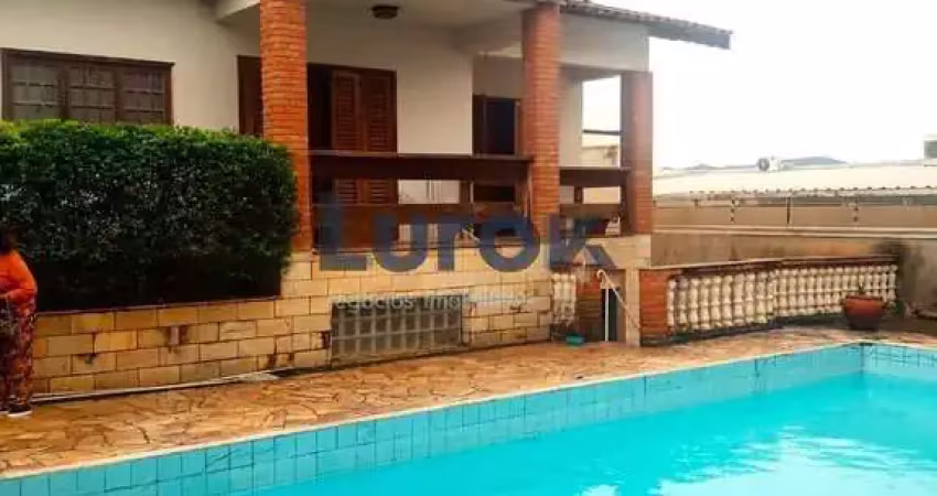 casa à venda 4 Quartos, 4 Suites, 6 Vagas, 450M², Santa Rosa, Vinhedo - SP
