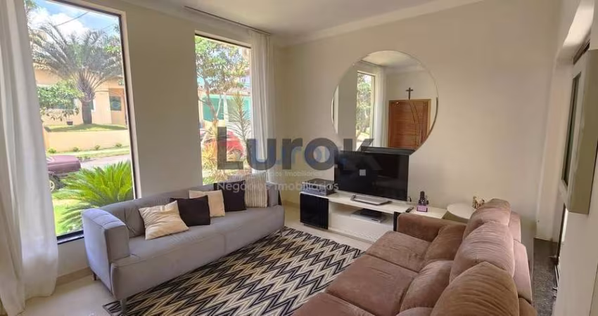 Casa 4 suites à Venda  Condomínio Vivenda das Cerejeiras - Valinhos / SP