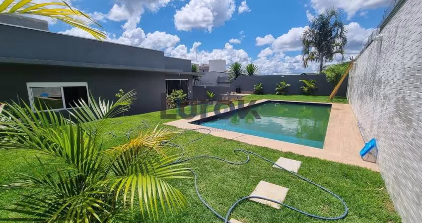 Casa Térrea 3 suítes à Venda  no Condomínio Reserva dos Vinhedos em Louveira / SP.
