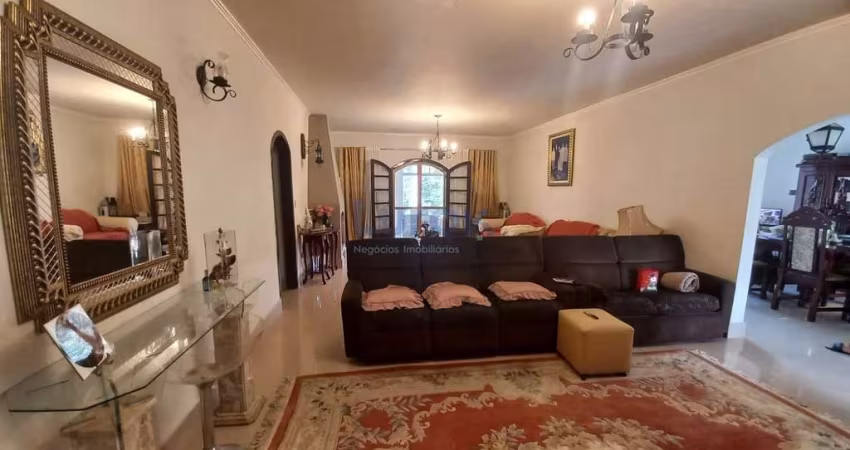 Casa à venda, Clube de Campo Valinhos