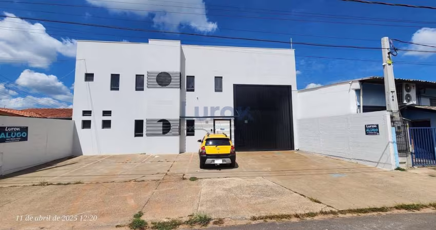 barracão à venda e locação 4 Vagas, 370M², Jardim Santana, Valinhos - SP