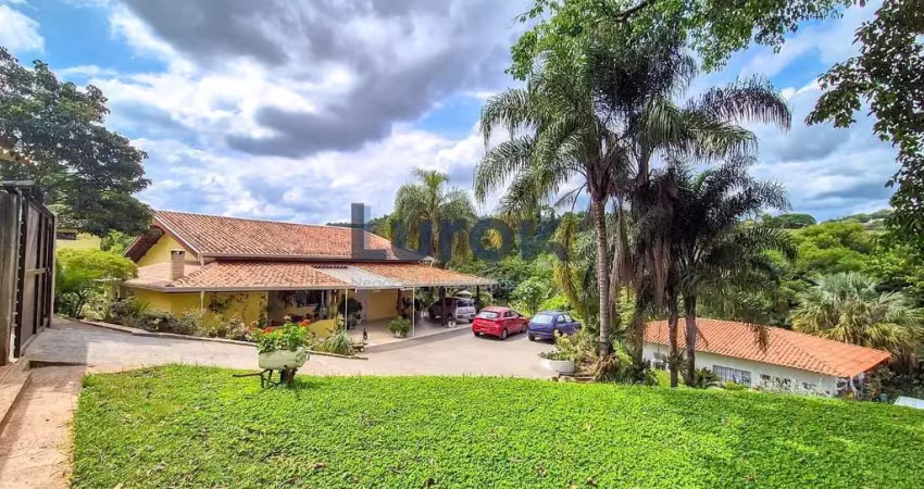chácara à venda 3 Quartos, 1 Suite, 10 Vagas, 5000M², Morro das Pedras, Valinhos - SP | Residencial