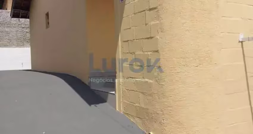 Casa com 2 quartos para alugar na Rua Mercídio Pazelli, 231, Jardim São Luiz, Valinhos