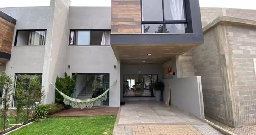 Elegance imóveis: belíssimo duplex com 4 dormitórios, alto padrão construtivo, localizado no centro de xangri-lá.
