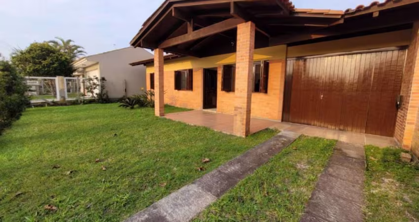 Casa em condomínio fechado com 3 quartos à venda na Rua Miraguaia, 496, Atlântida, Xangri-Lá