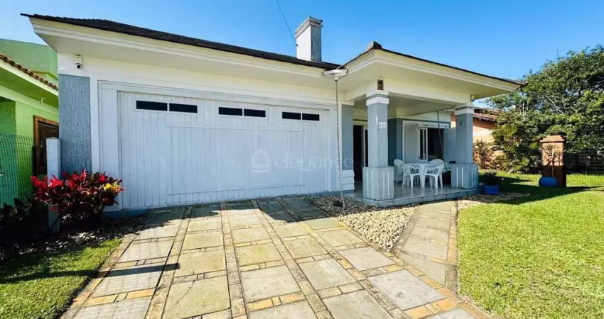 Casa com 3 quartos à venda na Avenida Norte, 412, Noiva Do Mar, Xangri-Lá