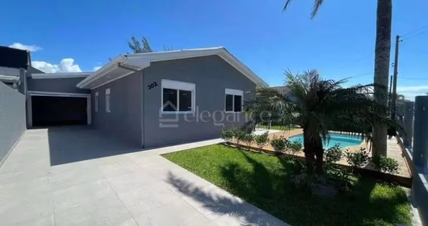 Casa com 4 quartos à venda na Das Sereias, 302, Centro, Xangri-Lá