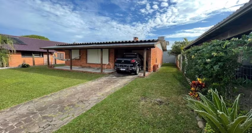 Casa com 3 quartos à venda na Rua Rio Vacacaí, 179, Centro, Xangri-Lá