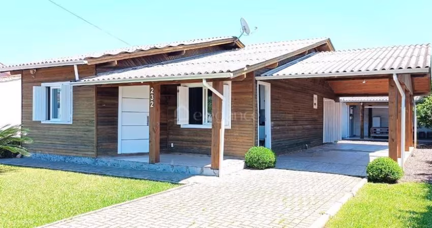 Casa com 3 quartos à venda na Sabiá, 232, Atlântida, Xangri-Lá