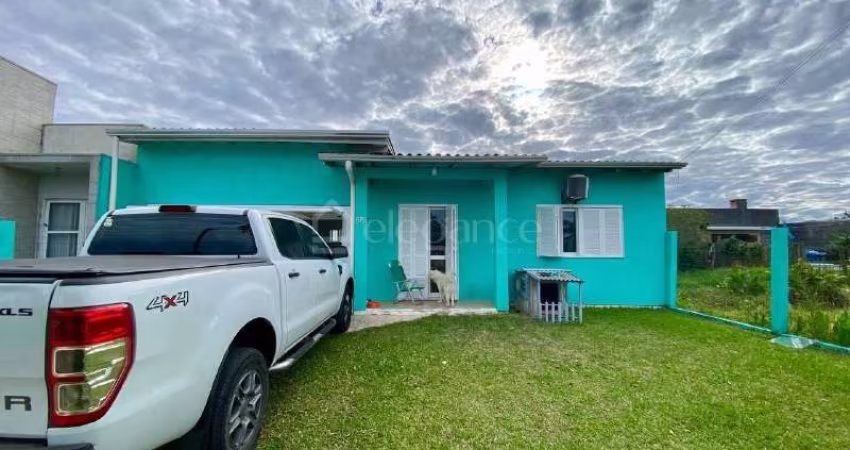 Casa em condomínio fechado com 2 quartos à venda na Âmbar, 575, Rainha do Mar, Xangri-Lá