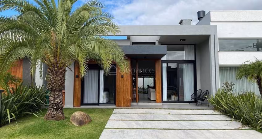 Casa em condomínio fechado com 4 quartos à venda na Rua Rio Camisas, 231, Centro, Xangri-Lá