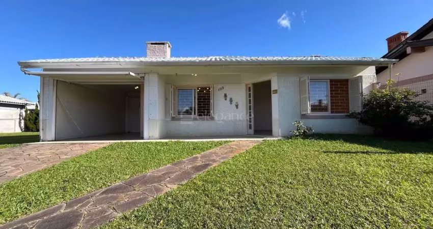 Casa em condomínio fechado com 3 quartos à venda na Rua Estrela, 103, Remanso, Xangri-Lá