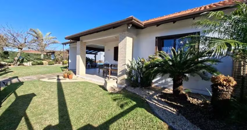 Casa em condomínio fechado com 3 quartos à venda na Das Dálias, 347, Noiva Do Mar, Xangri-Lá