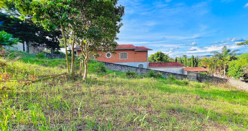 Terreno à Venda no Centro de Terra Preta Mairiporã/SP