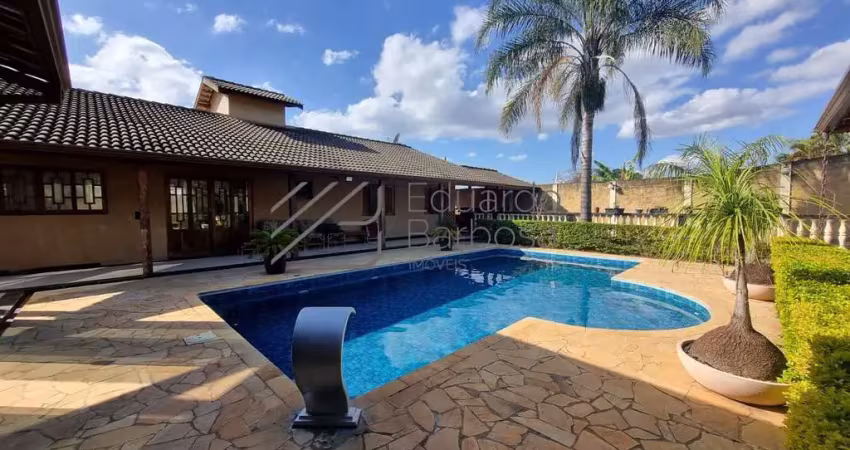 Chácara em atibaia | aceeita financiamento bancario | piscina | semi mobiliado