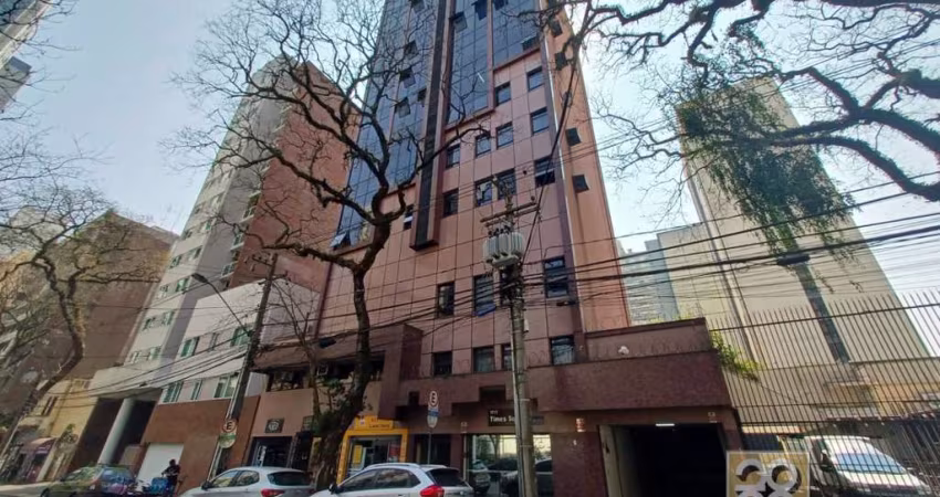Sala/Cjto. Comercial - R Visconde do Rio Branco, 1717 - Centro - Curitiba PR