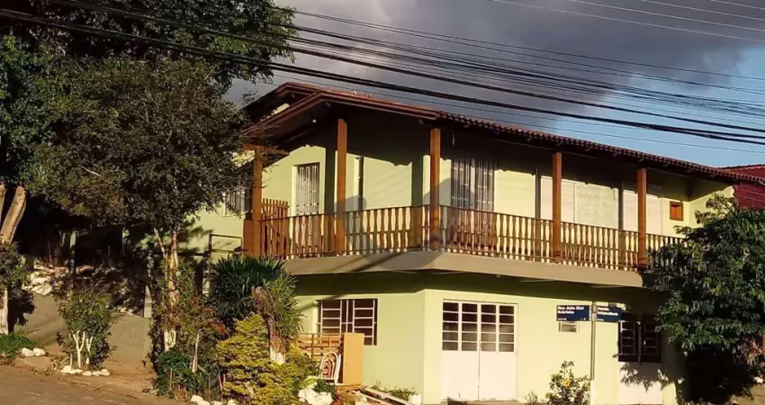 Casa com 3 dormitórios à venda, 177 m² por r$ 550.000,00 - renascença - santa cruz do sul/rs