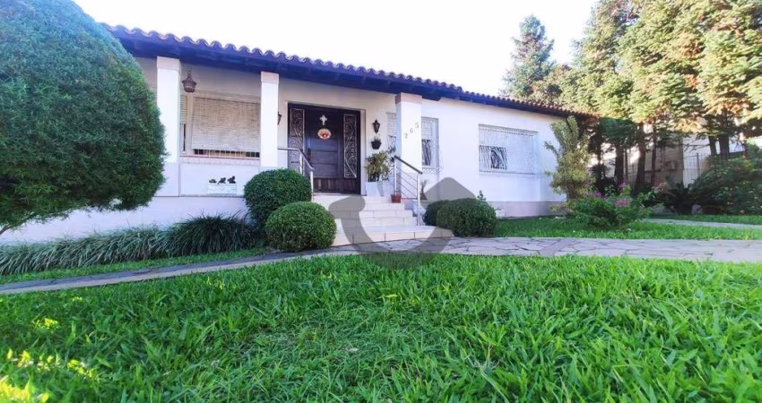 Casa com 4 dormitórios à venda, 292 m² por R$ 890.000,00 - Centro - Santa Cruz do Sul/RS