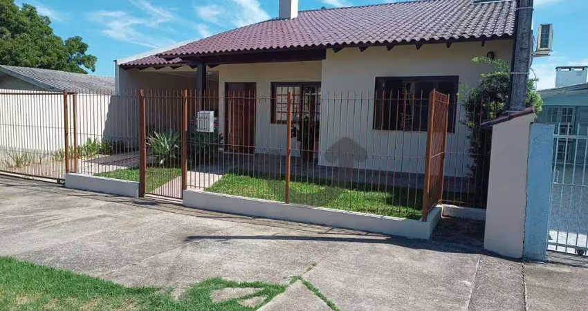 Casa com 3 dormitórios à venda, 196 m² por R$ 730.000,00 - Santo Antônio - Santa Cruz do Sul/RS