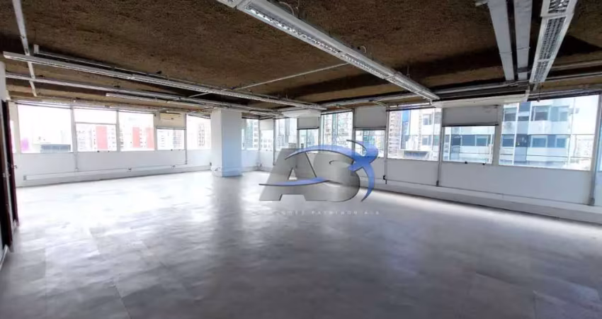 Conjunto em pinheiros com 160m² com 2 vagas de garagem