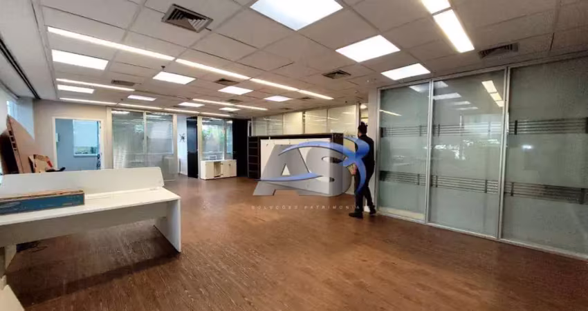 Sala comercial com 5 salas para alugar na Rua Joaquim Floriano, 940, Itaim Bibi, São Paulo