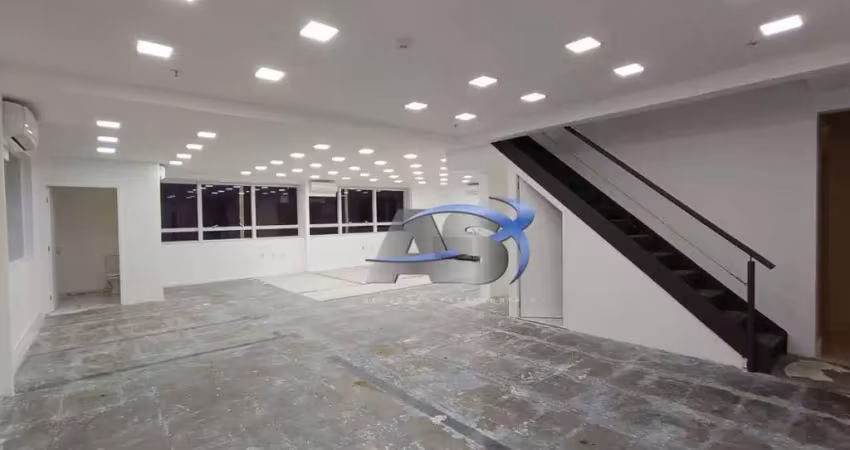 Conjunto no itaim bibi 200m² duplex com 5 vagas prédio novo!
