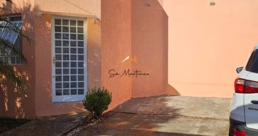 Imperdível! Casa à venda em Jundiaí-SP, bairro Loteamento Jardim Ipanema: 3 quartos, 1 suíte, 2 salas, 2 banheiros, 3 vagas de garagem, 80m².