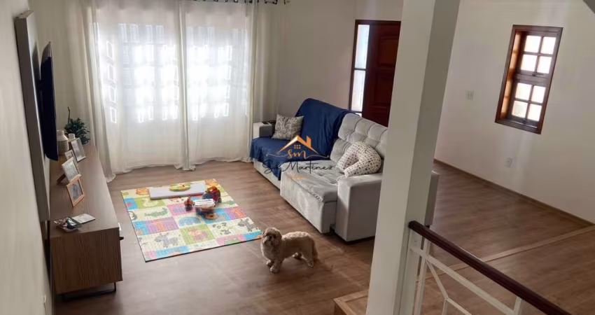 Imperdível: Casa à venda em Jundiaí-SP, 3 quartos, 1 suíte, 2 salas, 4 vagas de garagem, 315m², no Jardim da Fonte.