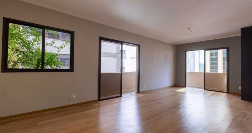 Versátil apartamento tipo para venda com 3 quartos, sendo 3 suítes, 209m²