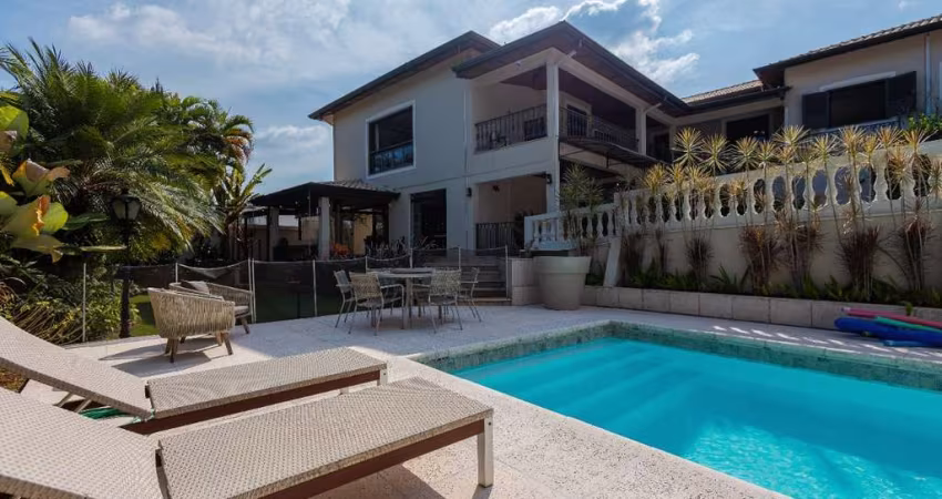 Casa no condomínio Condomínio Vista Alegre para venda com 5 quartos, sendo 5 suítes, 577m²