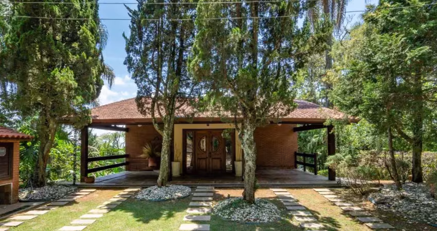 Casa no condomínio Vila Verde para venda com 3 quartos, sendo 1 suíte, 361m²