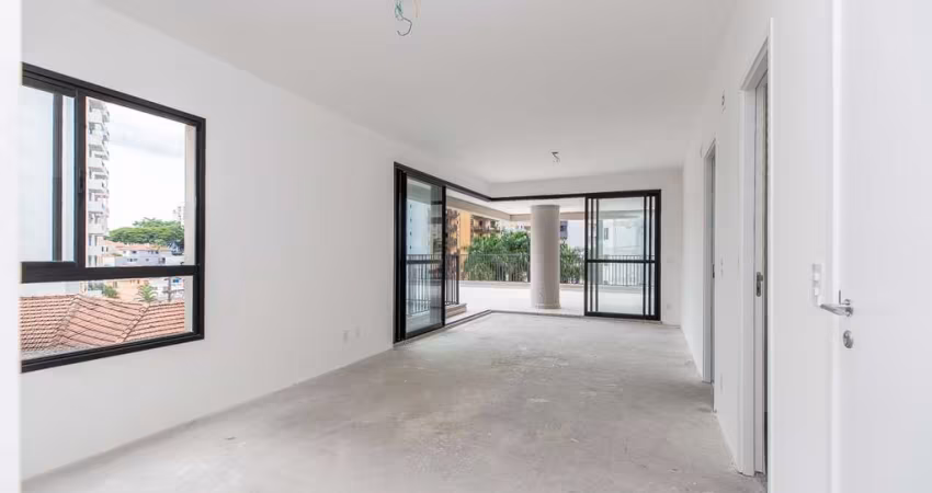 Agradável apartamento garden para venda com 3 quartos, sendo 3 suítes, 229m²