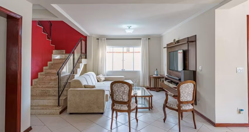 Casa no condomínio Residencial Itatiba Country Club para venda com 5 quartos, sendo 1 suíte, 350m²
