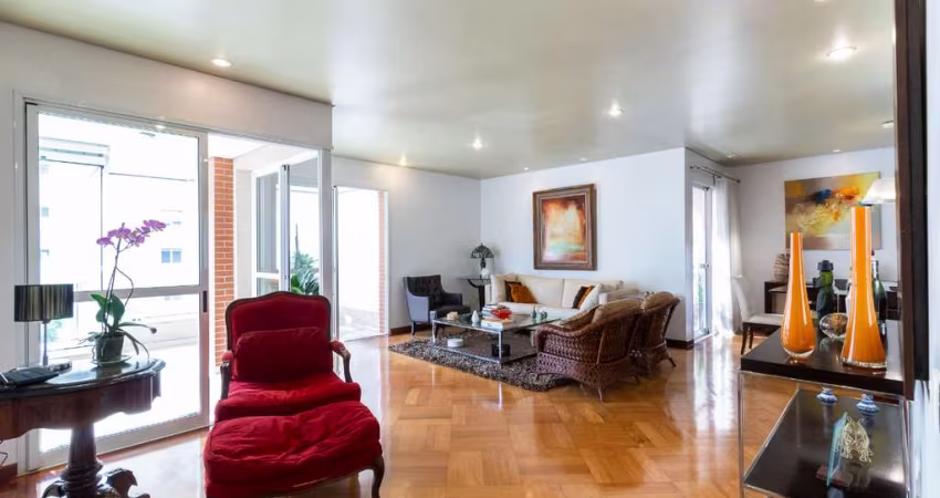 Imperdível apartamento tipo para venda com 3 quartos, sendo 3 suítes, 195m²
