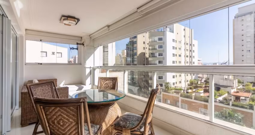 Atraente apartamento tipo para venda com 3 quartos, sendo 3 suítes, 130m²