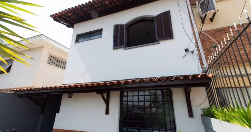Funcional casa tipo para venda com 3 quartos, 191m²
