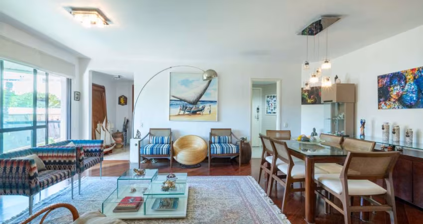 Confortável apartamento tipo para venda com 2 quartos, sendo 2 suítes, 137m²