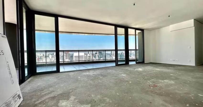 Imperdível cobertura para venda com 4 quartos, sendo 4 suítes, 324m²