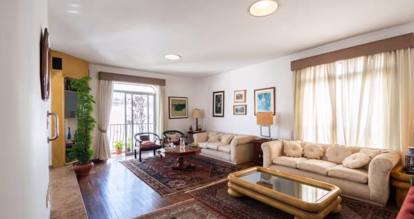 Versátil apartamento tipo para venda com 4 quartos, sendo 1 suíte, 202m²