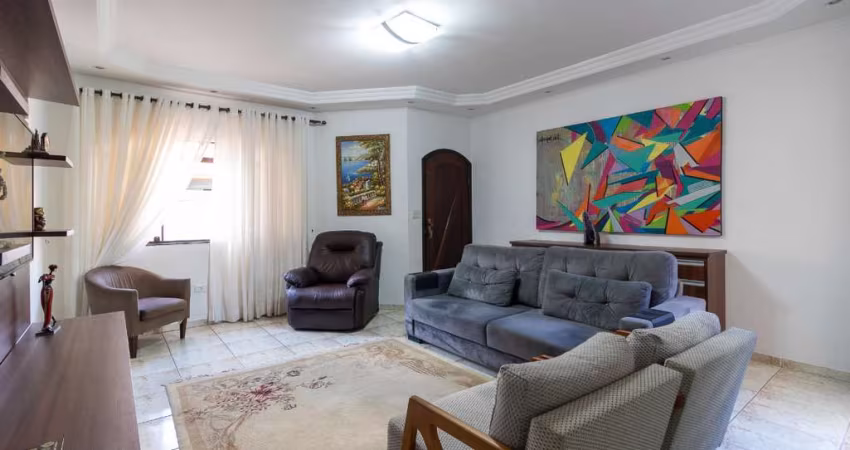 Excelente sobrado para venda com 3 quartos, sendo 1 suíte, 269m²