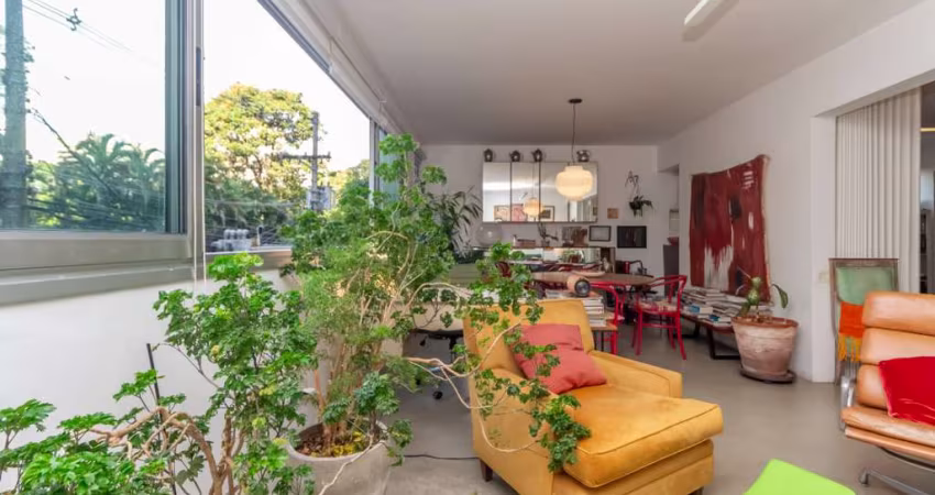 Confortável apartamento tipo para venda com 2 quartos, sendo 1 suíte, 126m²