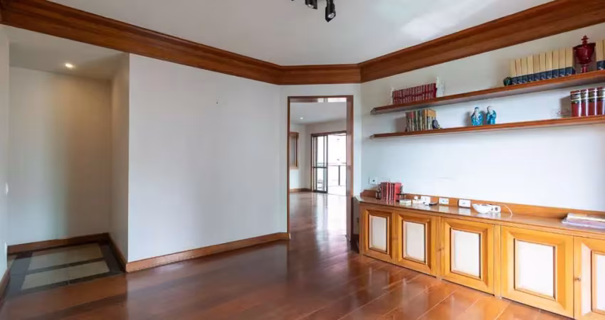 Elegante apartamento tipo para venda em moema com 3 quartos, sendo 3 suítes, 325m²