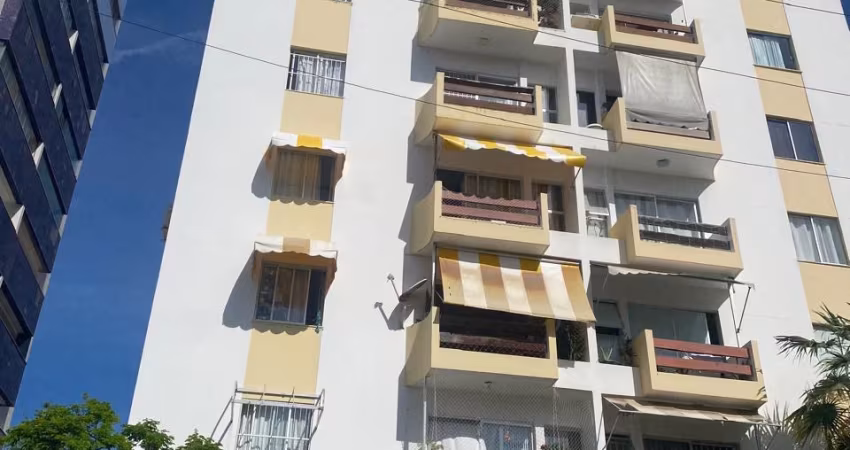 Vendo espaçoso apartamento 2/4
