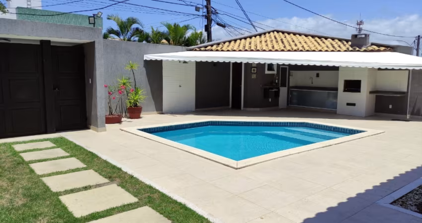 Alugo Casa Mobiliada em Villas do Atlântico