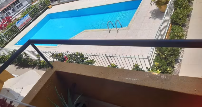 Vendo belíssimo triplex em condomínio de 3/4 no farol de itapoa