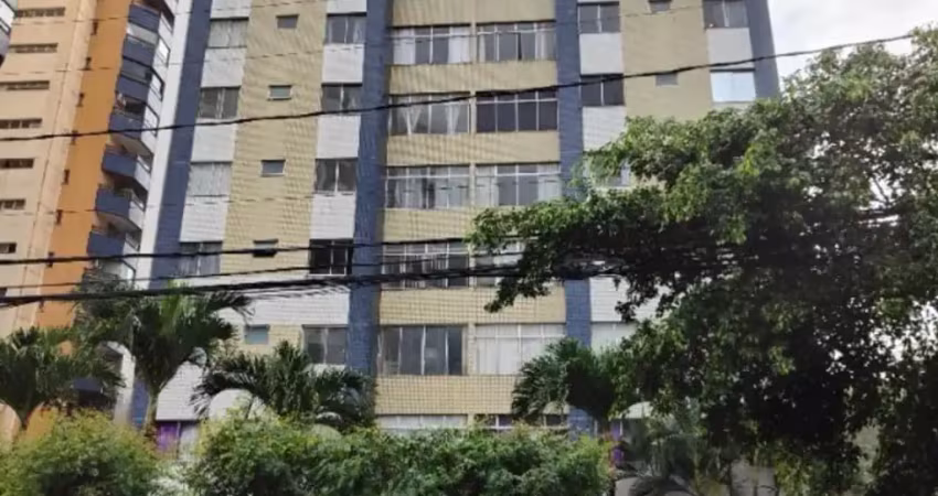 Apartamento com 3 quartos para alugar no Itaigara, Salvador 