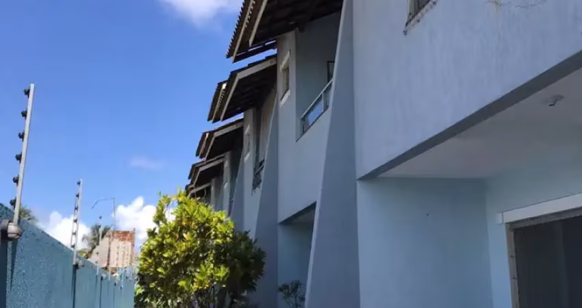 Casa em condomínio fechado com 2 quartos à venda no Ipitanga, Lauro de Freitas 