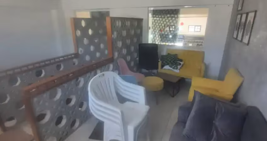 Alugo excelente galpão de 200 metros  com mezanino em itapoã